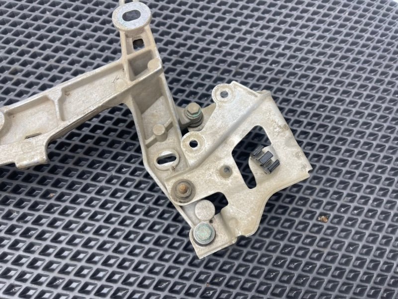 Кронштейн компрессора, 790 рублей, Тверь