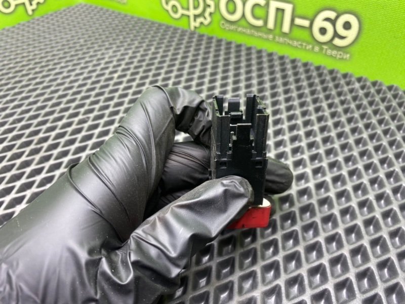 Кнопка аварийки, 390 рублей, Тверь