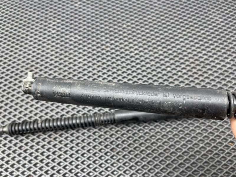 Амортизаторы багажника, 4500 рублей, Тверь