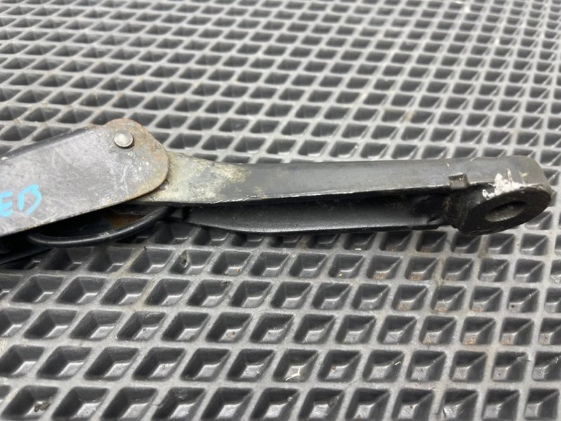 Дворник лобового стекла, 790 рублей, Тверь