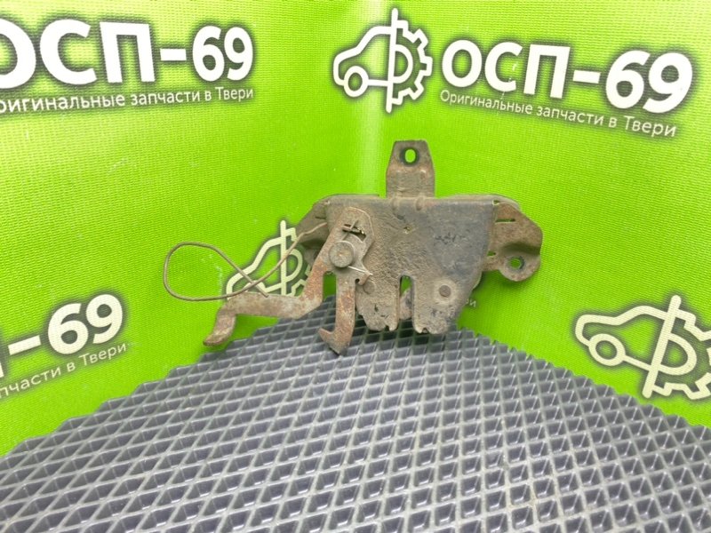 Замок капота, 990 рублей, Тверь