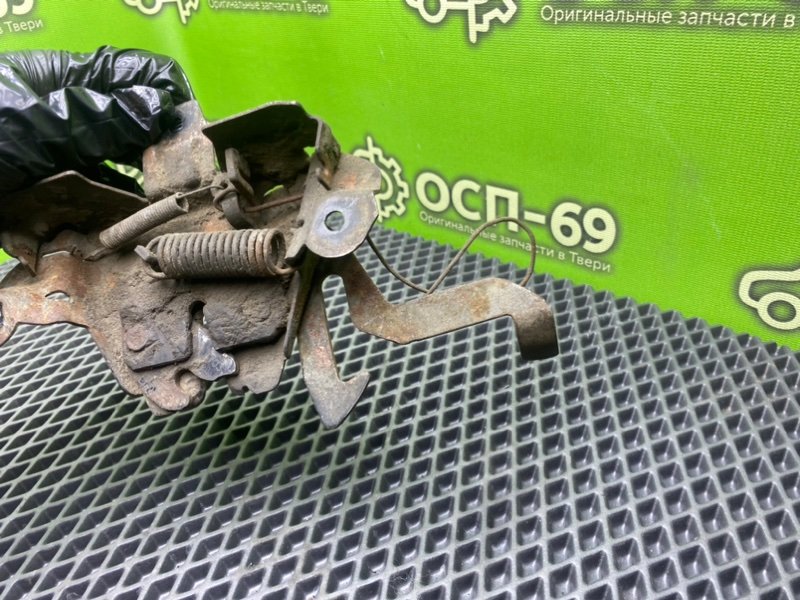 Замок капота, 990 рублей, Тверь