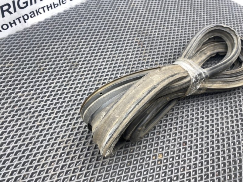 Уплотнительная резинка двери багажника, 990 рублей, Тверь