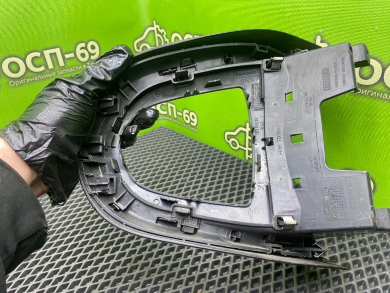 Накладка селектора, 1490 рублей, Тверь