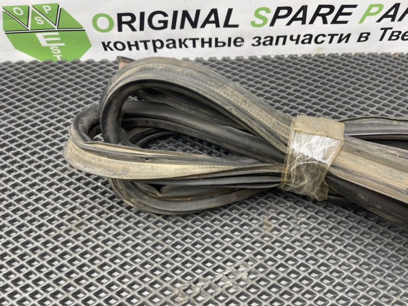 Уплотнительная резинка двери багажника, 990 рублей, Тверь