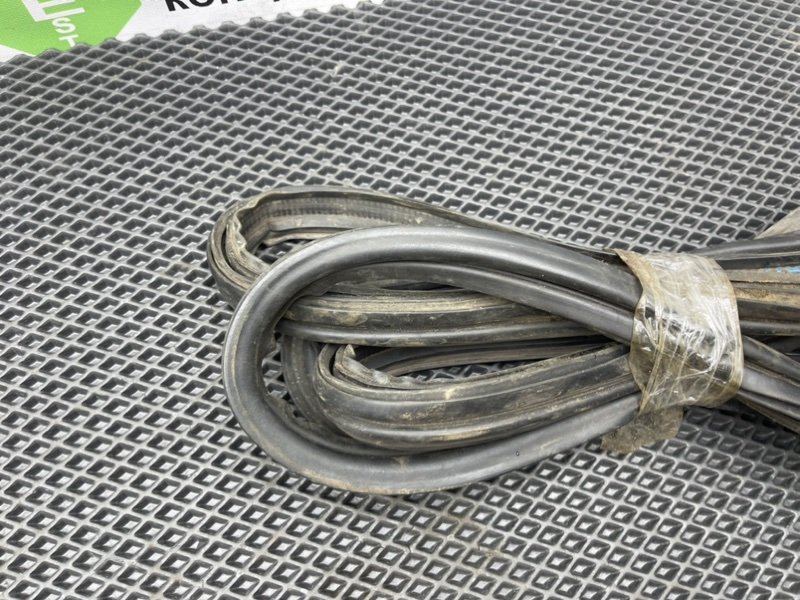 Уплотнительная резинка двери багажника, 990 рублей, Тверь