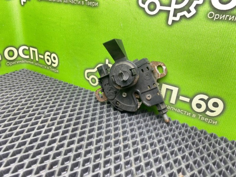 Замок капота, 1490 рублей, Тверь