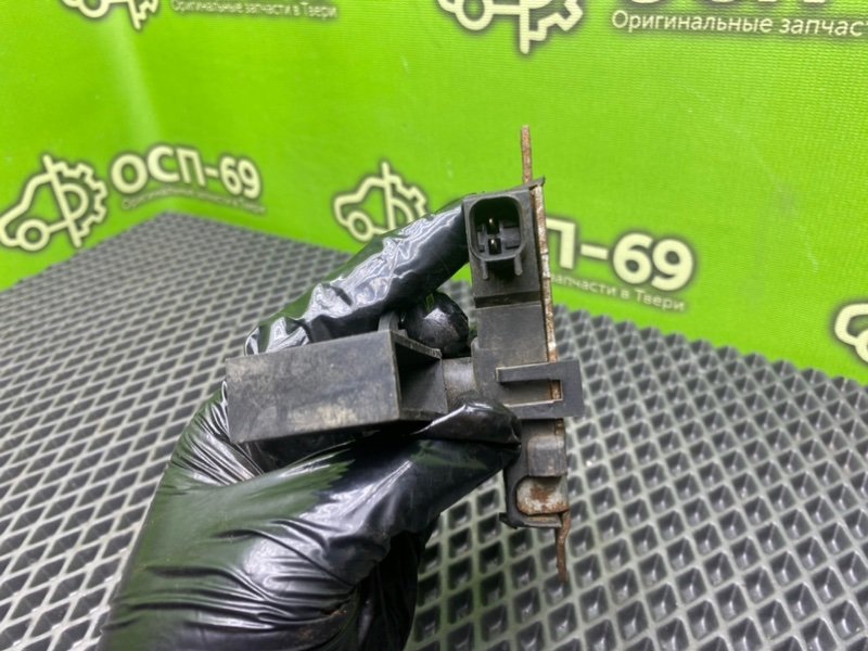 Замок капота, 1490 рублей, Тверь