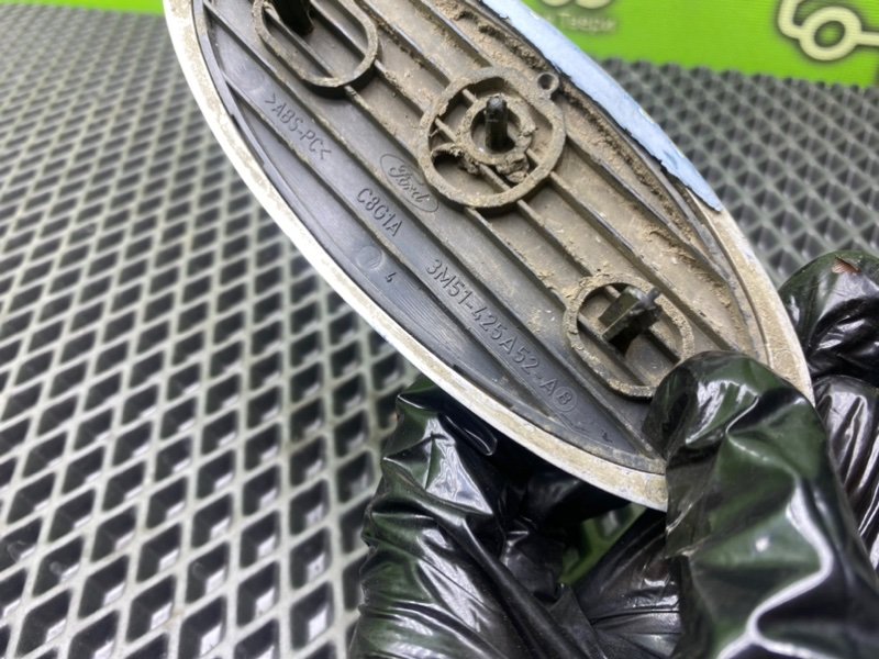 Эмблема, 1390 рублей, Тверь