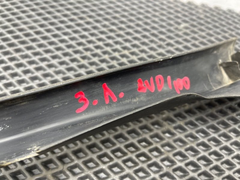 Накладка стойки, 590 рублей, Тверь