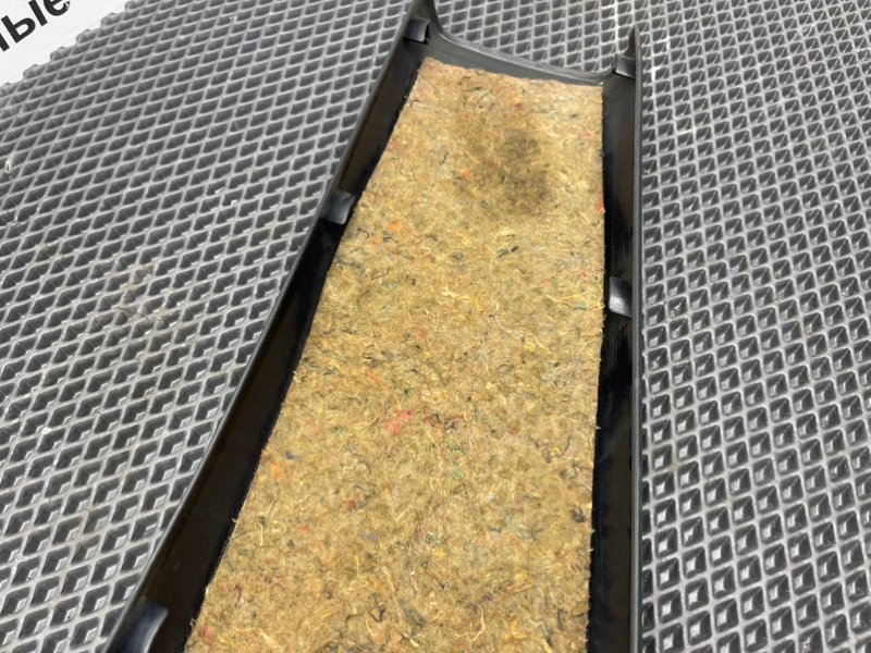 Накладка стойки, 790 рублей, Тверь