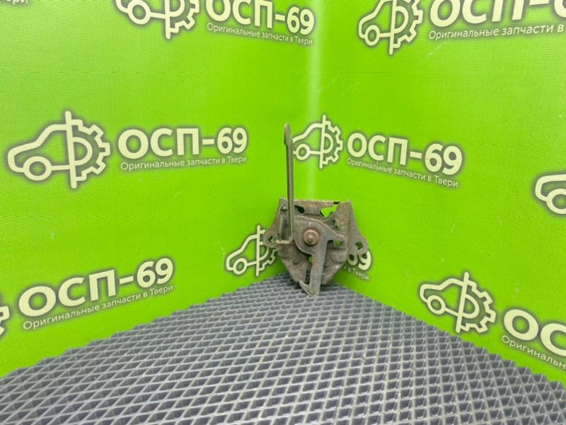 Замок капота, 990 рублей, Тверь