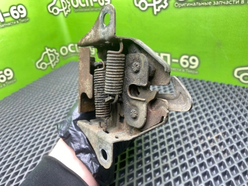 Замок капота, 990 рублей, Тверь