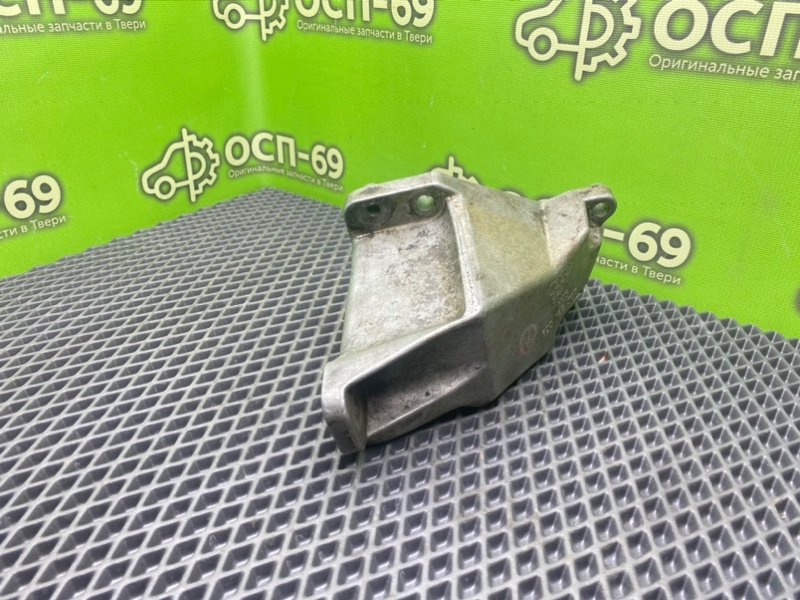 Кронштейн двигателя, 990 рублей, Тверь