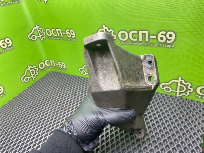 Кронштейн двигателя, 990 рублей, Тверь