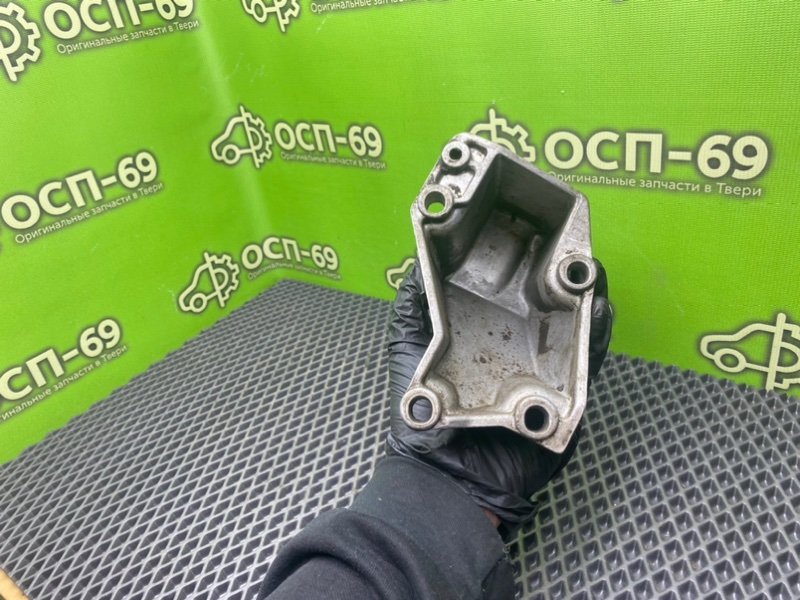 Кронштейн двигателя, 990 рублей, Тверь