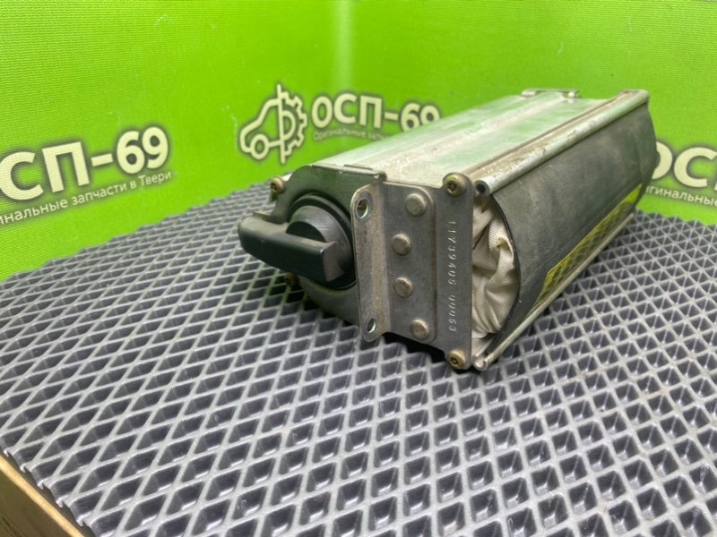 Подушка безопасности, 1990 рублей, Тверь