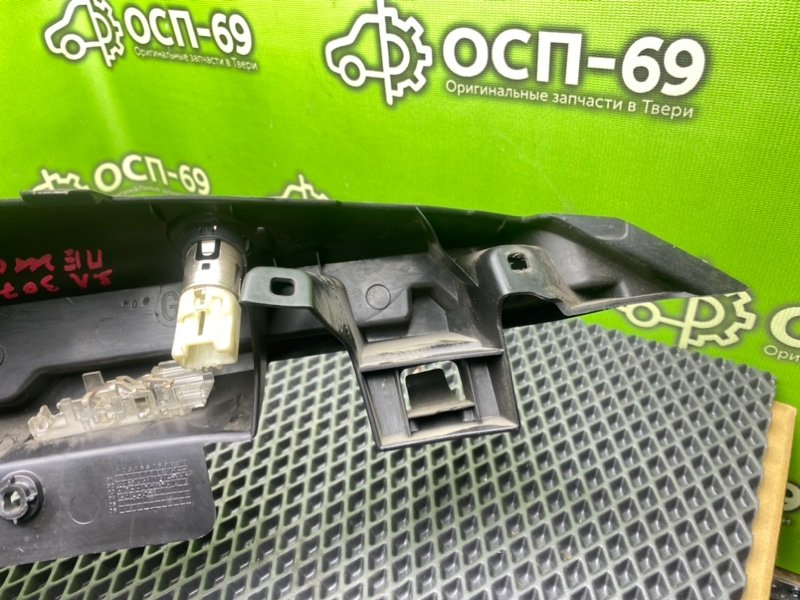 Кронштейн полки багажника, 1690 рублей, Тверь