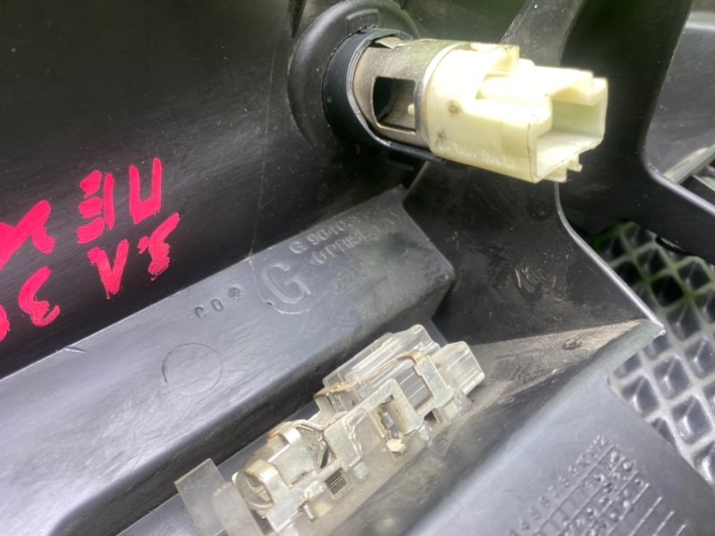 Кронштейн полки багажника, 1690 рублей, Тверь