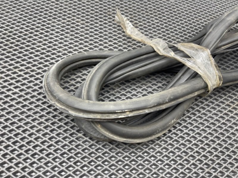 Уплотнитель двери, 1590 рублей, Тверь