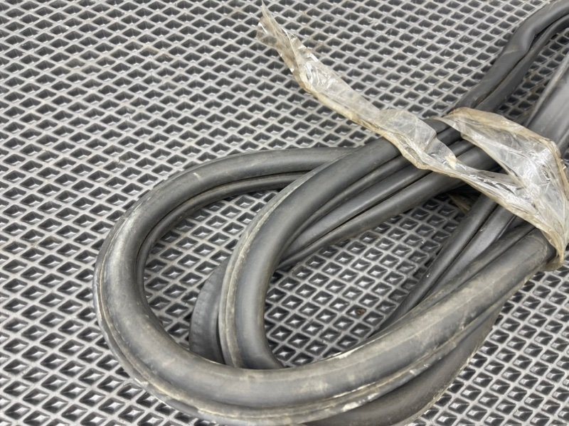 Уплотнитель двери, 1590 рублей, Тверь