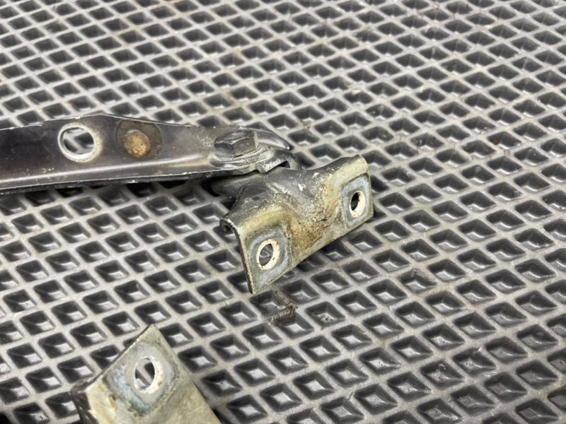 Петли капота, 990 рублей, Тверь