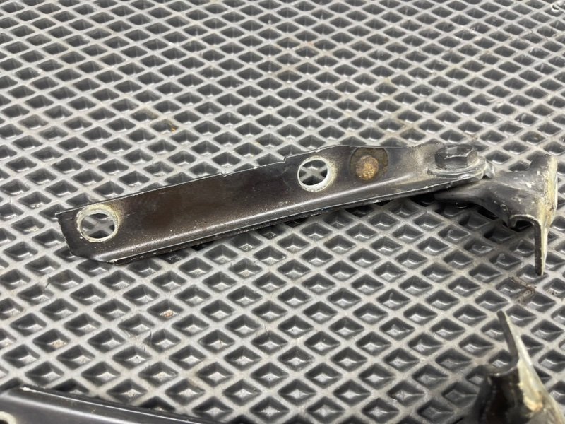 Петли капота, 990 рублей, Тверь