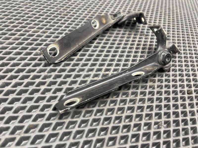 Петли капота, 990 рублей, Тверь