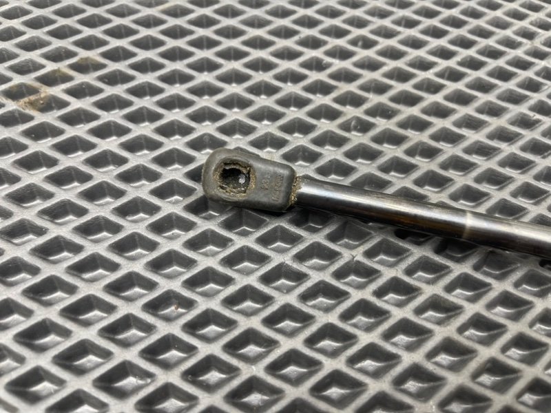 Амортизатор капота, 790 рублей, Тверь