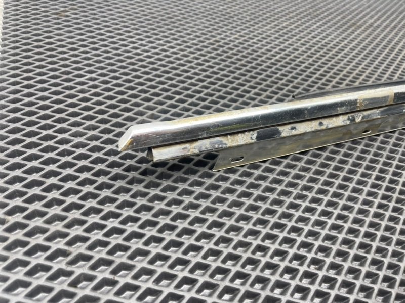 Молдинг стекла, 990 рублей, Тверь