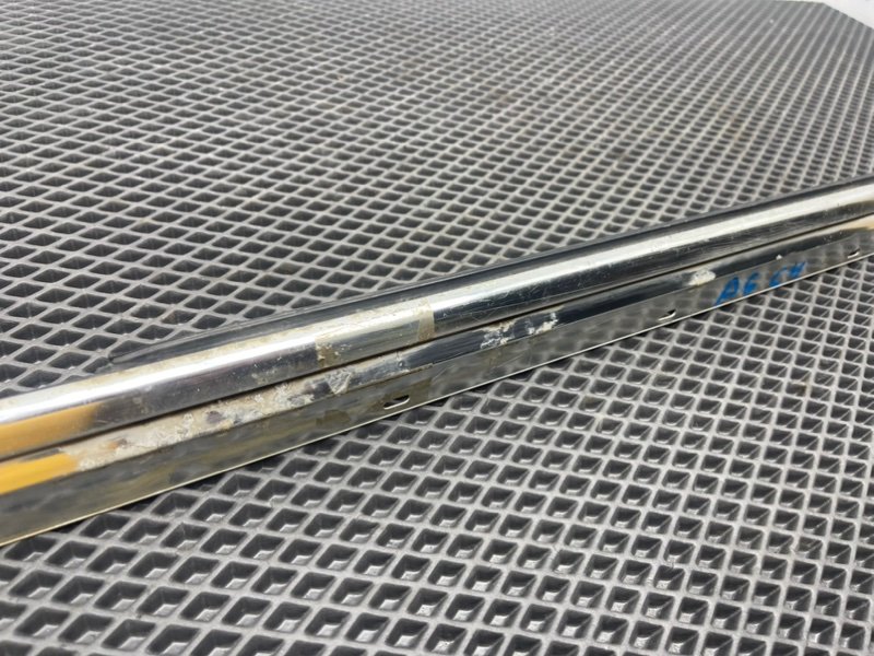 Молдинг стекла, 990 рублей, Тверь