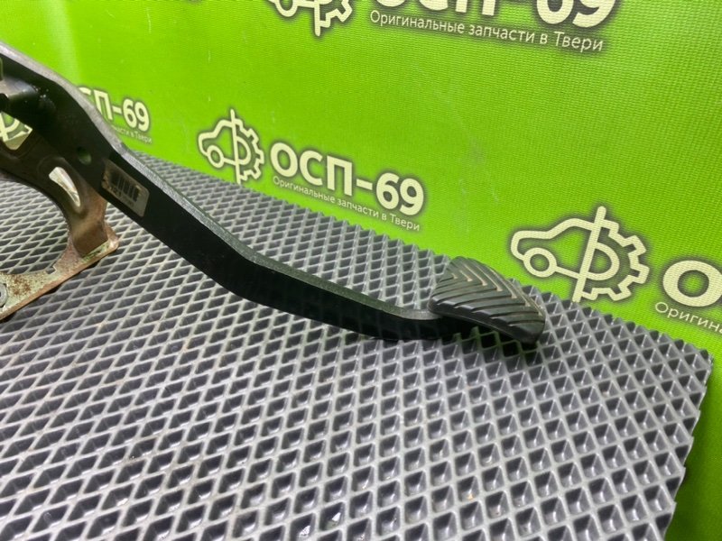 Педаль тормоза, 690 рублей, Тверь