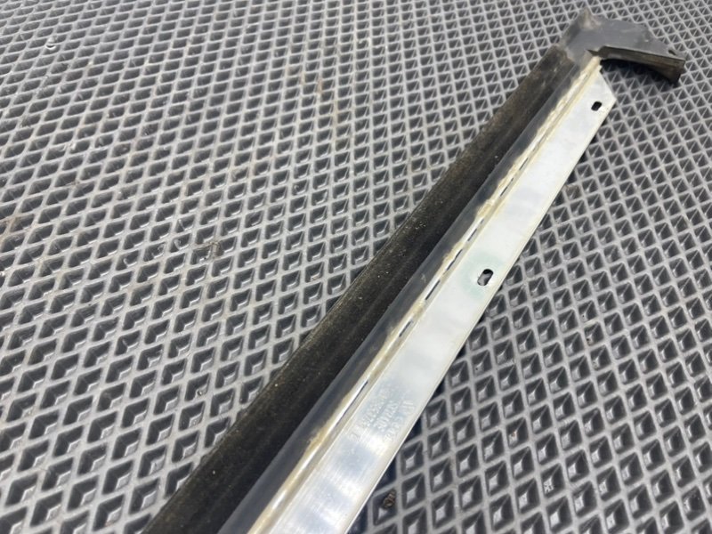 Молдинг стекла, 790 рублей, Тверь