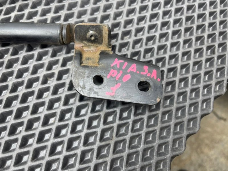 Амортизаторы багажника, 1290 рублей, Тверь