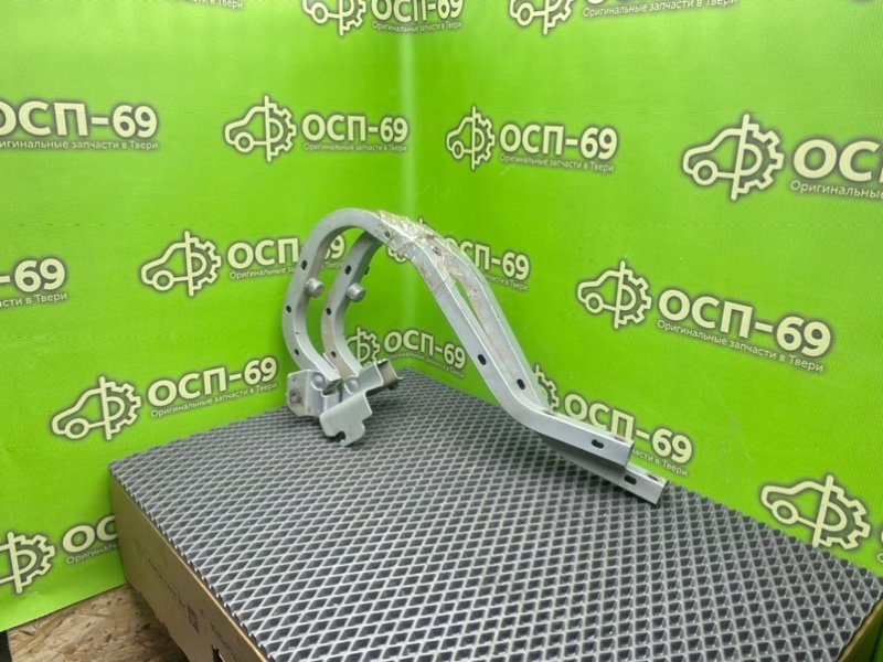 Петли багажника, 1490 рублей, Тверь