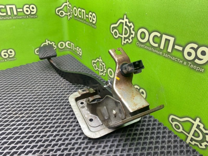 Педаль тормоза, 990 рублей, Тверь