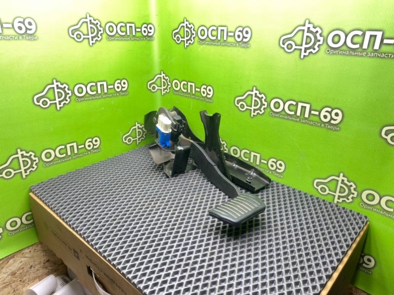 Педаль тормоза, 990 рублей, Тверь