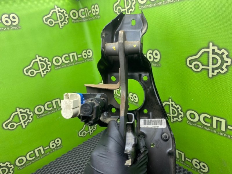 Педаль тормоза, 990 рублей, Тверь