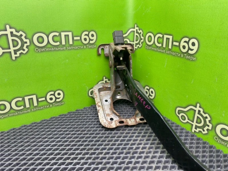 Педаль тормоза, 990 рублей, Тверь