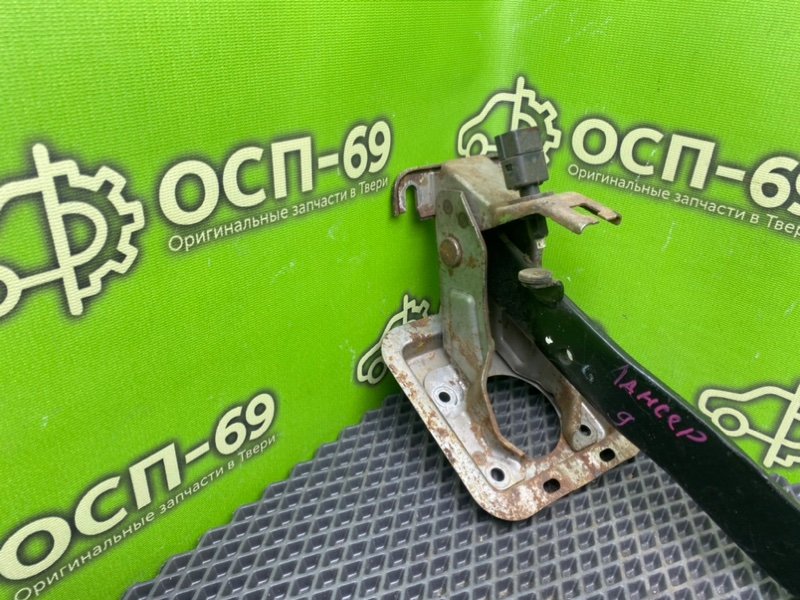 Педаль тормоза, 990 рублей, Тверь