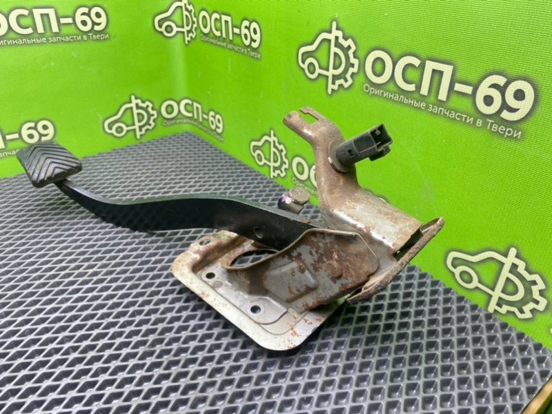 Педаль тормоза, 990 рублей, Тверь