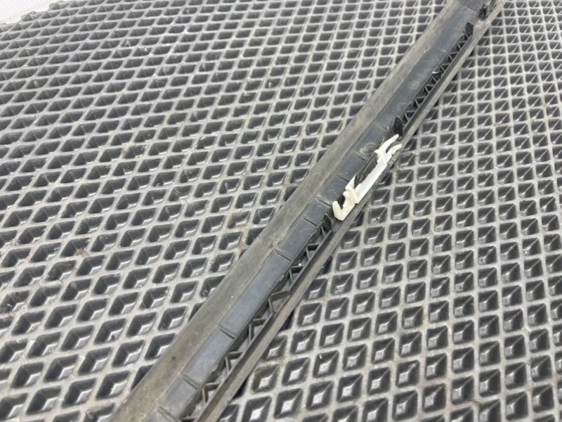 Молдинг лобового стекла, 1790 рублей, Тверь