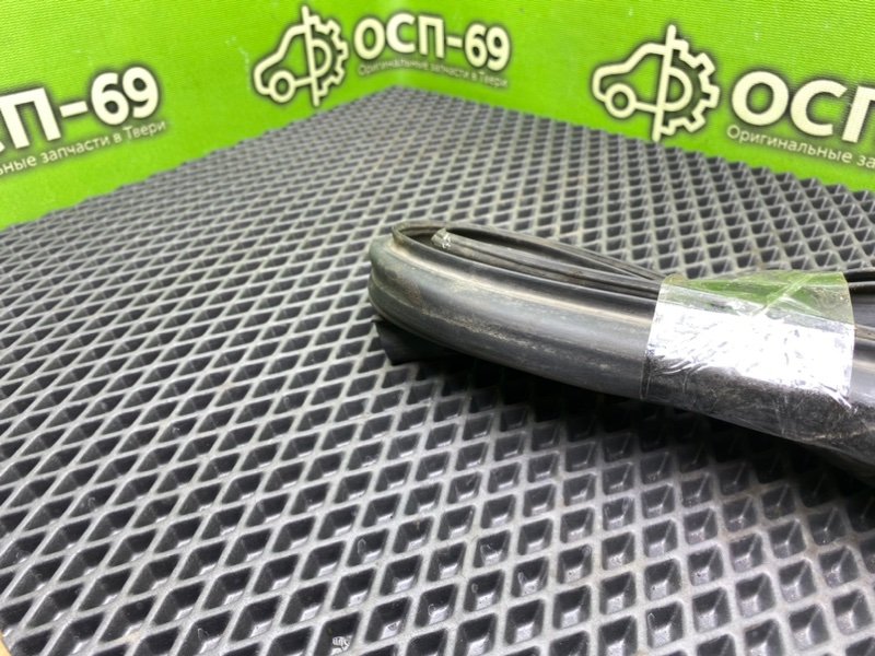 Уплотнительная резинка капота, 690 рублей, Тверь