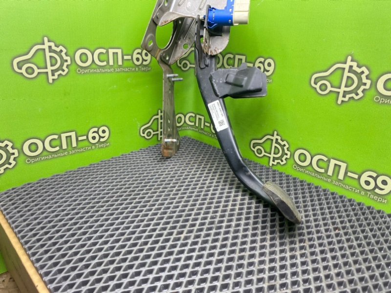 Педаль тормоза, 790 рублей, Тверь