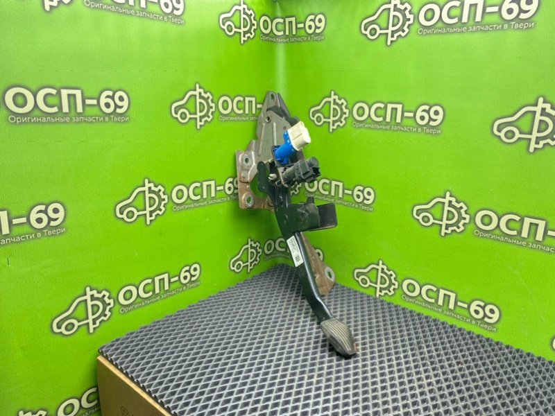 Педаль тормоза, 1490 рублей, Тверь