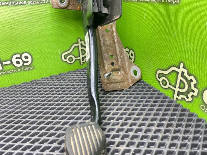 Педаль тормоза, 1490 рублей, Тверь