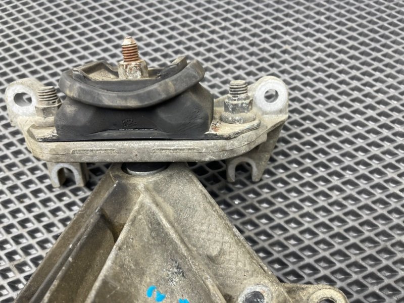 Опора МКПП, 1090 рублей, Тверь