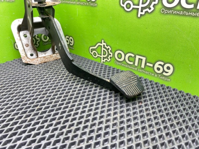 Педаль тормоза, 990 рублей, Тверь