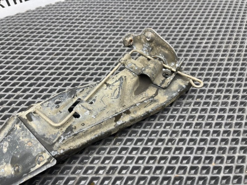 Крепление фары, 890 рублей, Тверь