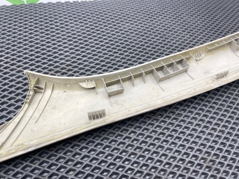 Накладка стойки, 490 рублей, Тверь